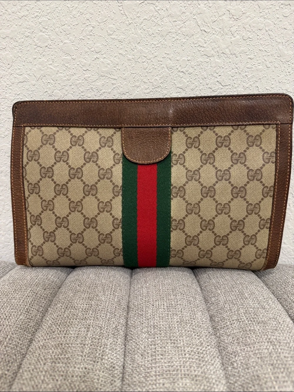 Gucci Beige GG Supreme Canvas Pouch with Green and Red Web Stripe